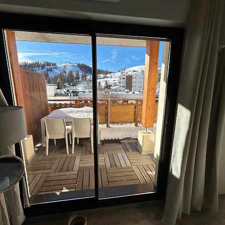 Superbe Appartement Avec Piscine Et Garage Péone Εξωτερικό φωτογραφία