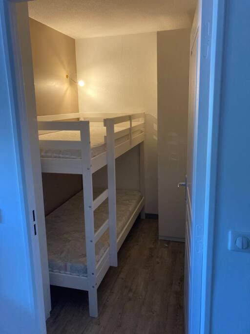 Superbe Appartement Avec Piscine Et Garage Péone Εξωτερικό φωτογραφία